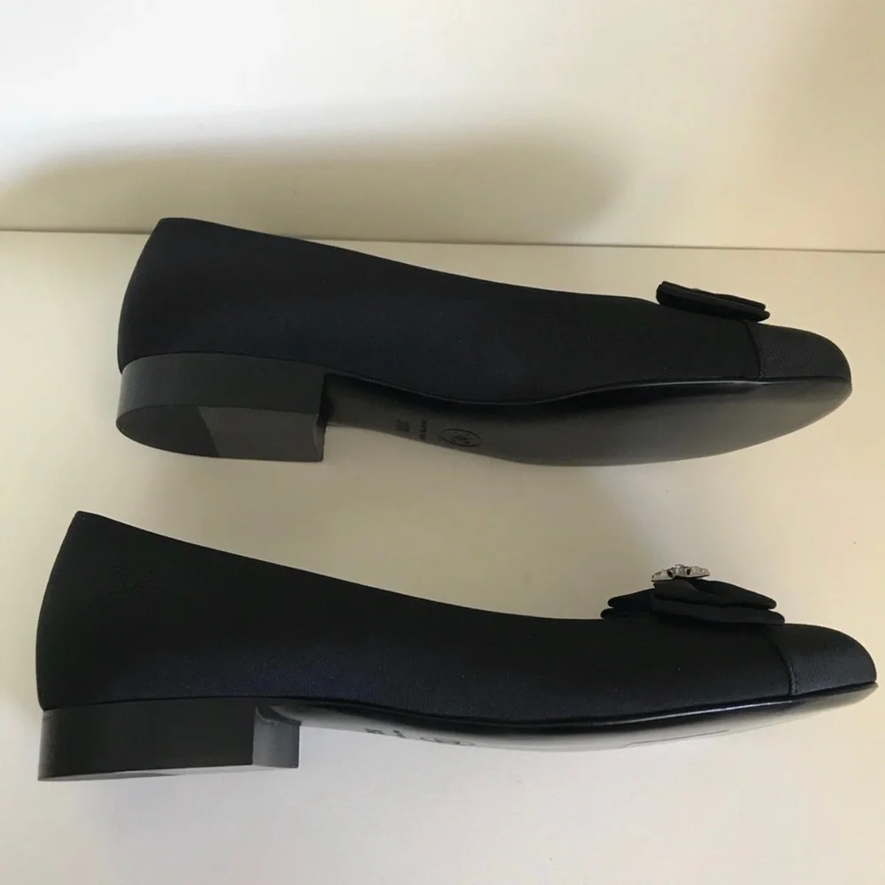 Chanel CC crystal bow cap toe ballerina flats